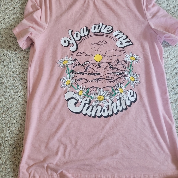 Pink Small "You are my Sunshine" tshirt - Picture 4 of 4